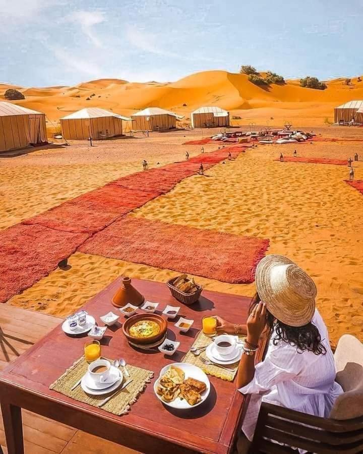 Silver Luxury Camp Merzouga Exterior photo